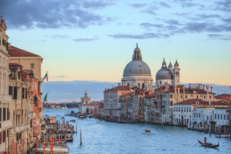 Venice and the Italian Lakes. Small group tours of Italy. Allegro Luxury Vacations. Brenda Ajay