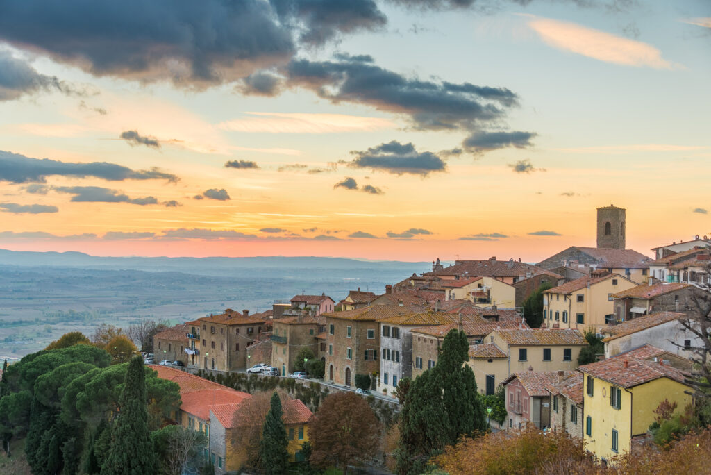 Italy Travel. Under the Tuscan Sun in Cortona. Experience a slower more meaningful way of life in Italy. Brenda Ajay, Allegro Luxury Vacations. Italy travel expert. Tuscany villa rentals, vacation packages to Italy